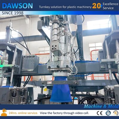 4 منطقة التدفئة المسمارية آلة صناعة الصب البلاستيكية HDPE جريكان زجاجة خط إنتاج قوة الالتصاق 270 KN تكنولوجيا