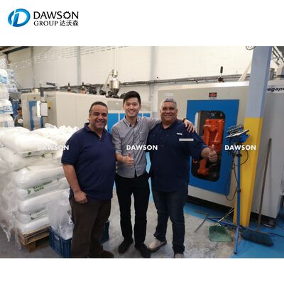 استهلاك المياه 80 لتر/دقيقة آلة التشكيل بالنفخ بالبثق حجم لوح القالب 320 مم مثالي لتصنيع زجاجات الزيت 0-5 لتر